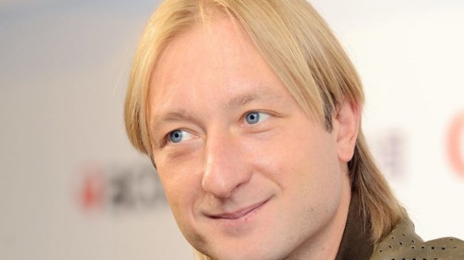 Евгений Плющенко показал своего старшего сына от первого брака