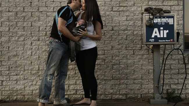 Теперь можно забыть об аисте и капусте. Эта парочка придумала вариант покруче!