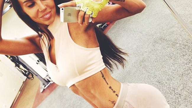 Совершенству есть предел? Фанаты просят Оксану Самойлову прекратить тренировки