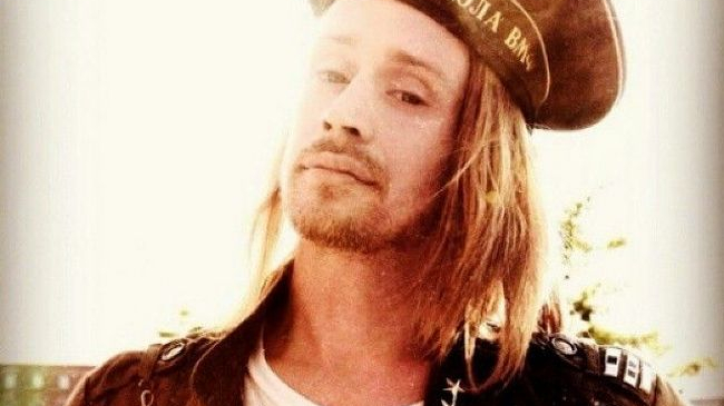 Как изменились актеры культового «Один дома». С того времени прошло уже 25 лет...