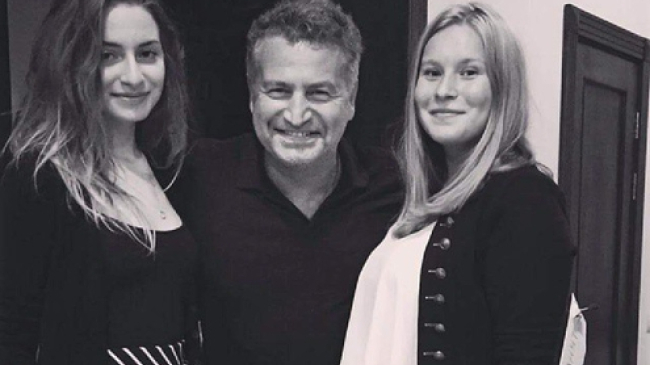 Звездные дети: Леонид Агутин показал взрослых дочерей