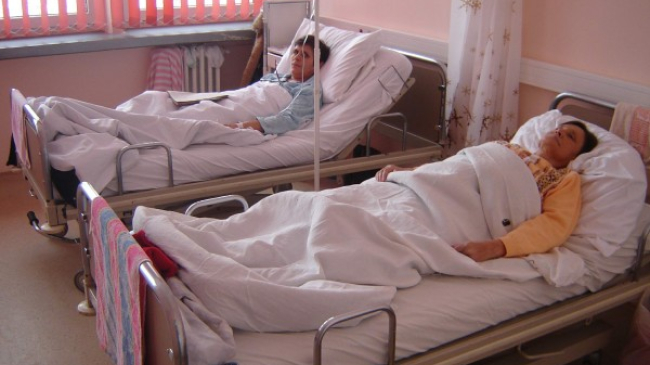 Aproape 30 de profesori au ajuns la spital din cauza unei intoxicații