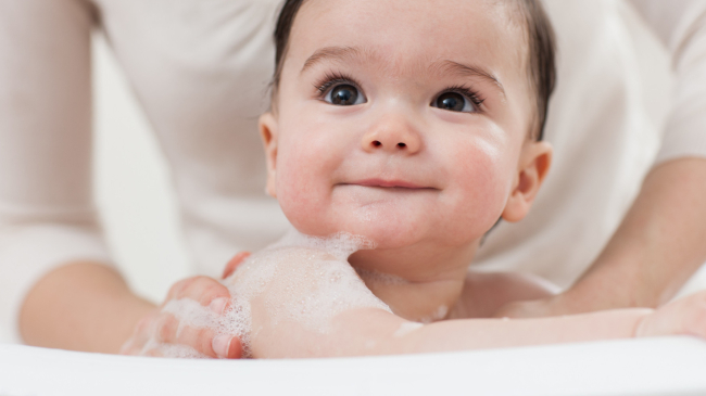Можно ли купать ребёнка каждый день?