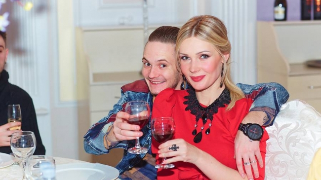 Anton Ragoza, membrul trupei SunStroke Project, în al nouălea cer de fericire. Vezi motivul!