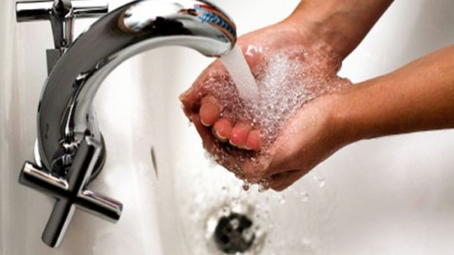 Apa caldă – o plăcere inaccesibilă pentru majoritatea chișinăuienilor