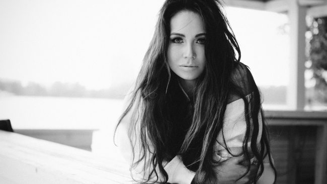 Ляйсан Утяшева: Каждая женщина после родов сталкивается с проблемой лишнего веса