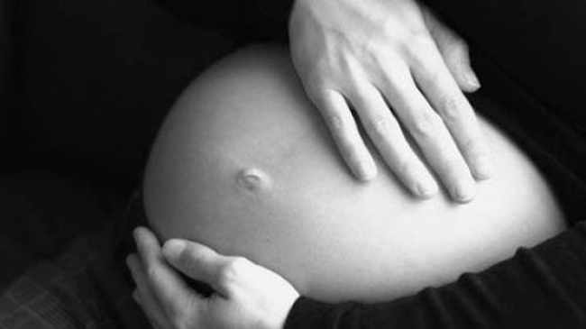 Tragic: A pierdut copilul dupa ce a fost batuta de propria prietena