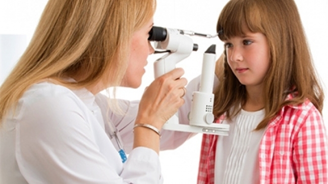 cum să îmbunătățești vederea la un copil