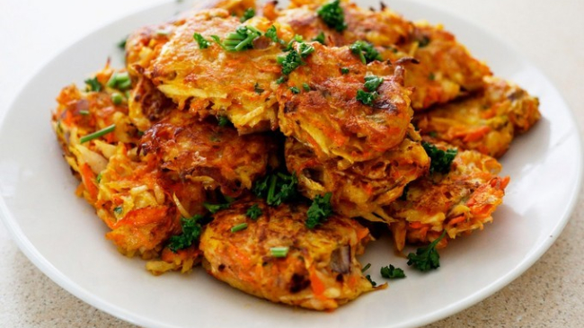 Clatite de cartofi cu legume