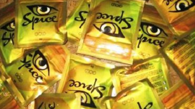 Стены кишиневских зданий пестрят рекламой наркотиков