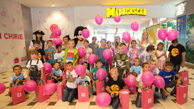 Больше детских улыбок в торговом центре Shopping MallDova