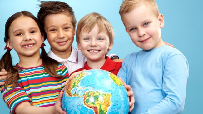 Дети-билингвы: как они развиваются?