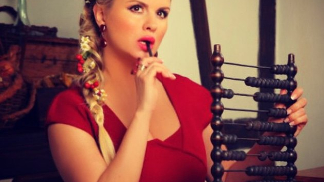 Анна Семенович рекламировала опасные для жизни лекарства