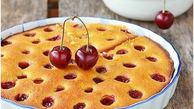 Манник с вишней