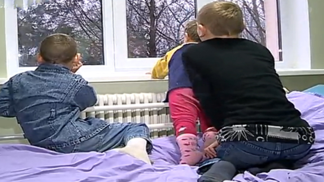 Дети из Оргеева, над которыми издевались, так и не устроены