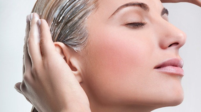 10 самых эффективных масок для волос из обычных продуктов