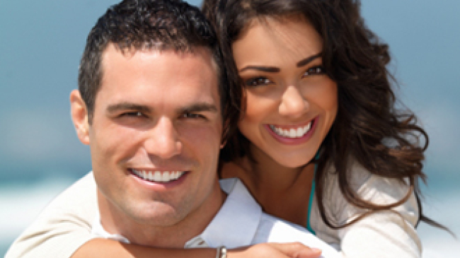 Vîrsta la care îmbătrînesc bărbaţii şi femeile