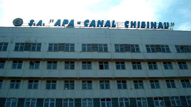 Patru străzi din capitală rămân fără apă