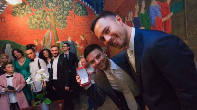 Экс-бойфренд телеведущей Екатерины Варнавы вышел замуж в Дании