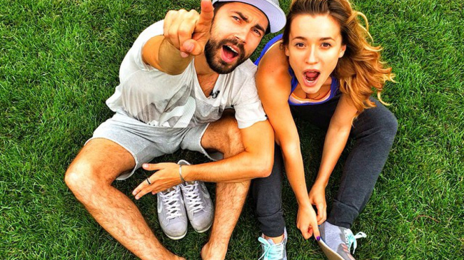 Звезды шоу «Орел и решка» Андрей Бедняков и Настя Короткая скоро станут родителями