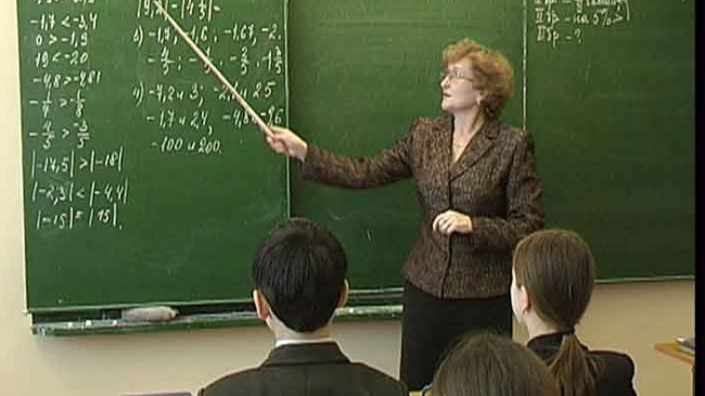 Педагогам повысят заработную плату на 3%