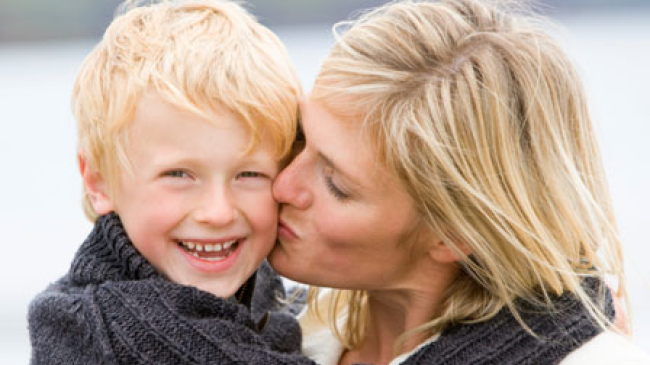 8 правил для мам, у которых растет сын