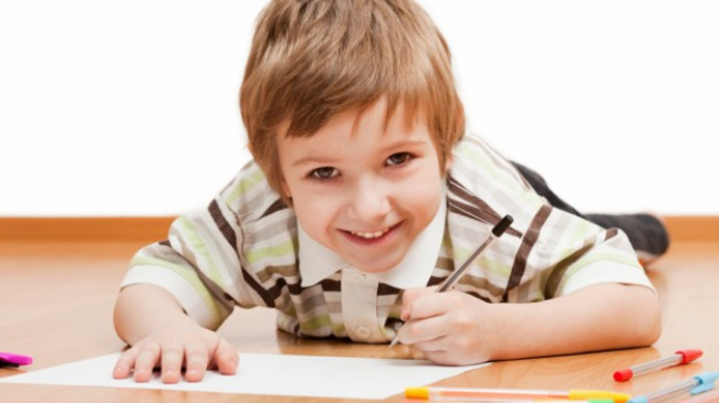 Правша или левша? Как определить ведущее полушарие ребенка