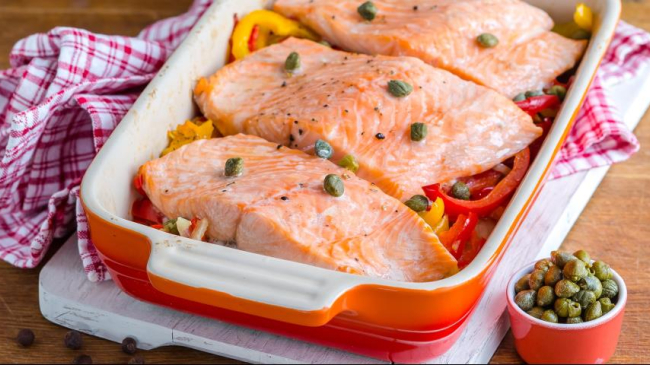 Tocană de peşte cu ardei la cuptor