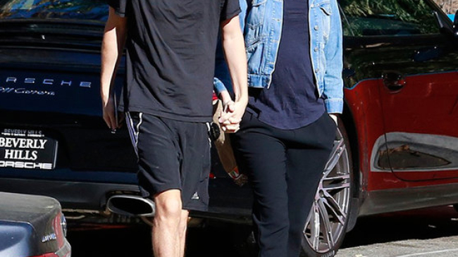 Уже не скрыть: Энн Хэтэуэй беременна