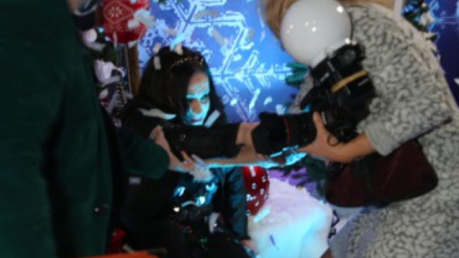 68-летняя София Ротару упала под елку на съемках концерта «Песня года» в Москве