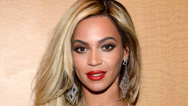 В Сети появилось одно из первых выступлений семилетней Бейонсе