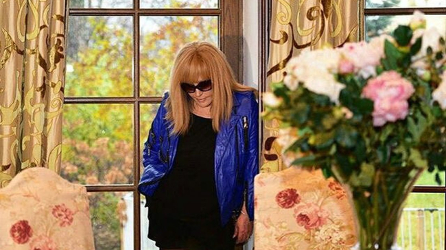 66-летняя Алла Пугачева резко помолодела в новой фотосессии