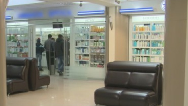 В столичных больницах нелегально работают 17 частных аптек