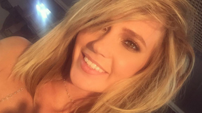 Певица Глюкоза нашла своего Деда Мороза в Кишиневе