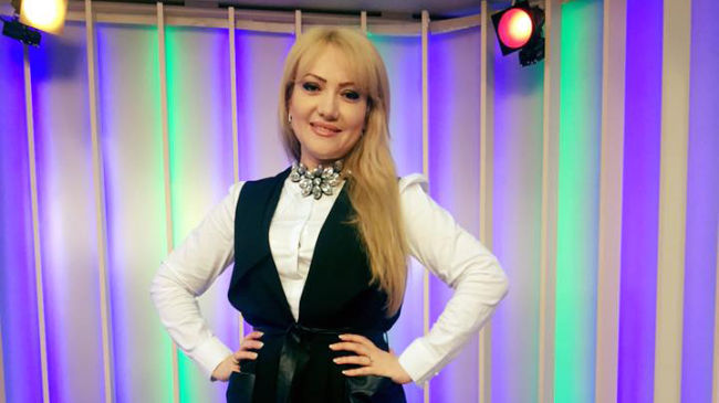 Adriana Ochișanu și-a sărbătorit Revelionul alături de moldovenii din Irlanda