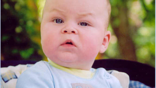 В Таджикистане запретили называть детей странными именами