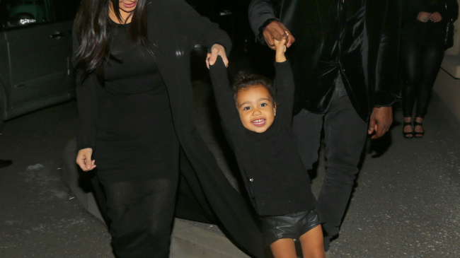 Ким Кардашьян наймет 2-летней дочери психотерапевта