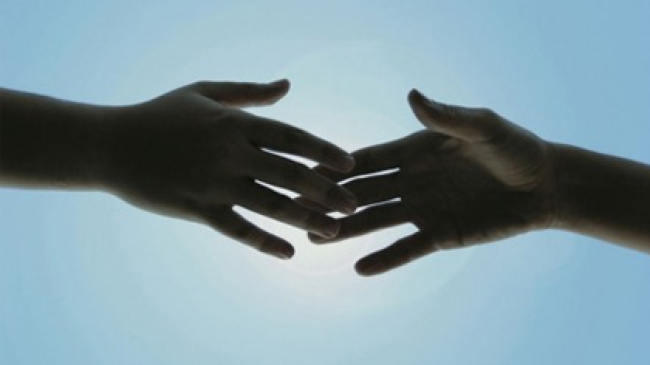 Люди с большим сердцем помогают нуждающимся семьям и детям