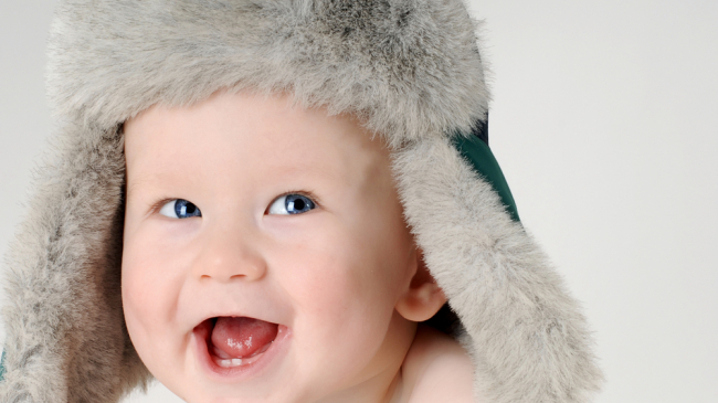 Cum să protejăm corect pielea micuţilor împotriva gerului