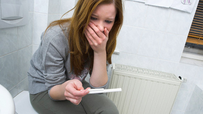 Moldova - printre țările cu cea mai înaltă rată a sarcinilor în rîndul adolescentelor