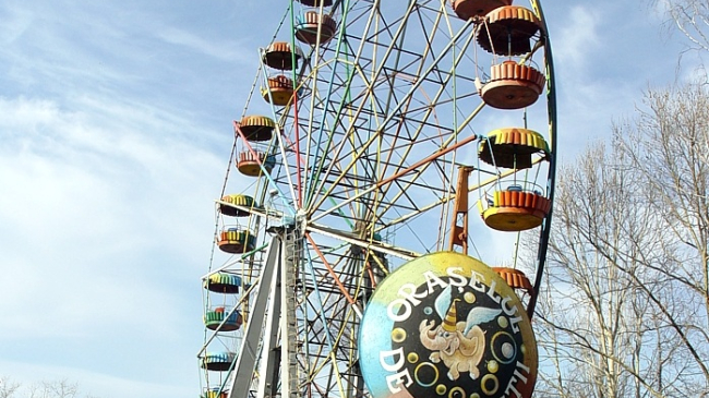 В Кишиневе проверят все аттракционы и детские площадки на безопасность