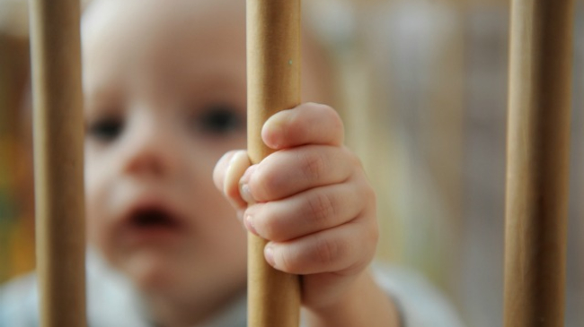 Статистика за 2015 год: усыновленных - 93, отказников - 300